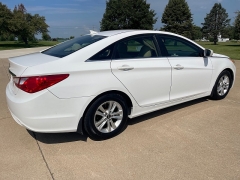 Used 2013 Hyundai Sonata 4d Sedan GLS at Rooster Auto Sales near Vinton, IA