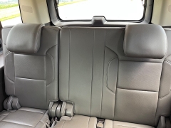Used 2017 GMC Yukon XL 4d SUV 4WD Denali at Rooster Auto Sales near Vinton, IA