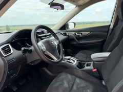 Used 2014  Nissan Rogue 4d SUV AWD SL at Rooster Auto Sales near Vinton&comma; IA
