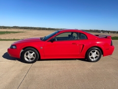 Used 2004 Ford Mustang 2d Coupe at Rooster Auto Sales near Vinton, IA