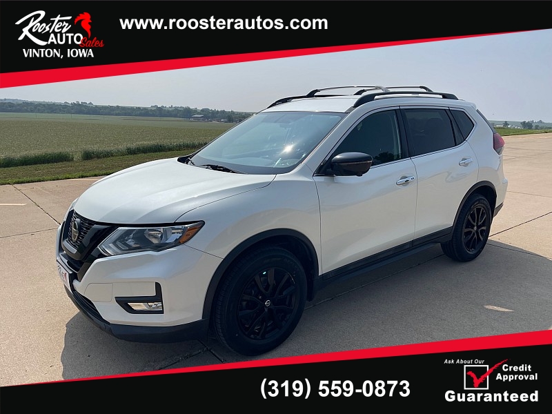 Used 2018 Nissan Rogue 4d SUV AWD SV at Rooster Auto Sales near Vinton, IA