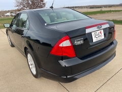 Used 2012  Ford Fusion 4d Sedan SEL at Rooster Auto Sales near Vinton, IA