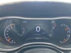 Used 2015 Jeep Grand Cherokee 4d SUV 4WD Summit at Rooster Auto Sales near Vinton, IA