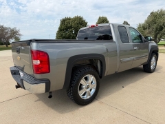 Used 2013  Chevrolet Silverado 1500 4WD Ext Cab LT at Rooster Auto Sales near Vinton&comma; IA