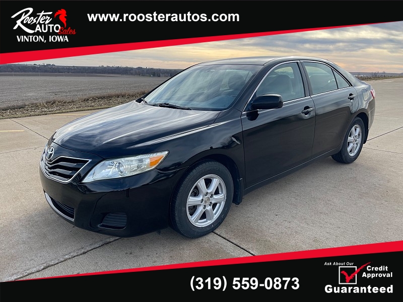 Used 2010  Toyota Camry 4d Sedan LE Auto at Rooster Auto Sales near Vinton, IA