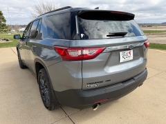 Used 2021  Chevrolet Traverse AWD 4dr RS at Rooster Auto Sales near Vinton&comma; IA