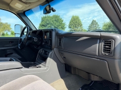 Used 2006  Chevrolet Silverado 2500 4WD Crew Cab HD LS at Rooster Auto Sales near Vinton&comma; IA