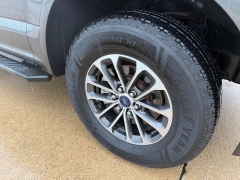 Used 2018  Ford F-150 4WD SuperCrew XLT 5 1&sol;2 at Rooster Auto Sales near Vinton&comma; IA