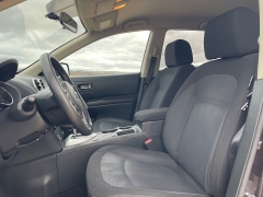 Used 2013  Nissan Rogue 4d SUV AWD SV-SL at Rooster Auto Sales near Vinton&comma; IA