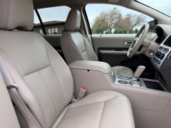 Used 2007  Ford Edge 4d SUV AWD SEL at Rooster Auto Sales near Vinton&comma; IA