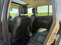 Used 2016  Jeep Compass 4d SUV FWD High Altitude at Rooster Auto Sales near Vinton&comma; IA