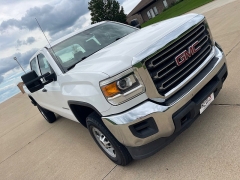Used 2015 GMC Sierra 2500 2WD Crew Cab Base Longbed at Rooster Auto Sales near Vinton, IA