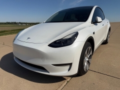 Used 2023  Tesla Model Y Long Range AWD at Rooster Auto Sales near Vinton&comma; IA