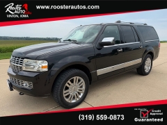 Used 2010  Lincoln Navigator L 4d SUV 4WD Elite at Rooster Auto Sales near Vinton&comma; IA