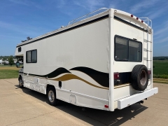 Used 1998 Fleetwood Motorhome at Rooster Auto Sales near Vinton, IA