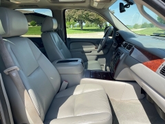 Used 2011 Chevrolet Suburban 1500 SUV 4WD LTZ at Rooster Auto Sales near Vinton, IA