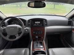 Used 2005  Jeep Grand Cherokee 4d SUV 4WD Limited at Rooster Auto Sales near Vinton&comma; IA