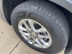 Used 2019  Chevrolet Traverse 4d SUV FWD LT Cloth w/1LT at Rooster Auto Sales near Vinton, IA