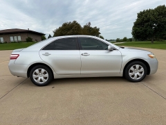 Used 2009  Toyota Camry 4d Sedan LE Auto at Rooster Auto Sales near Vinton&comma; IA
