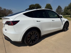 Used 2021  Tesla Model Y Performance AWD at Rooster Auto Sales near Vinton&comma; IA