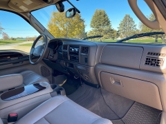 Used 2003  Ford Excursion 4d SUV 4WD Limited 6.8L at Rooster Auto Sales near Vinton, IA