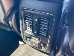 Used 2014 Jeep Grand Cherokee 4d SUV 4WD Limited at Rooster Auto Sales near Vinton, IA