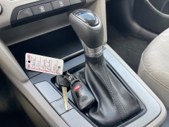 Used 2018 Hyundai Elantra 4d Sedan SEL at Rooster Auto Sales near Vinton, IA