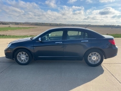 Used 2008  Chrysler Sebring 4d Sedan Touring at Rooster Auto Sales near Vinton, IA
