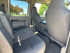 Used 2009 Ford Super Duty F-250 4WD Crew Cab XLT at Rooster Auto Sales near Vinton, IA