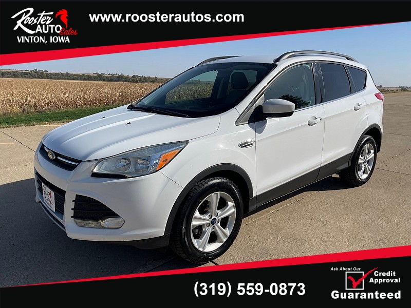 Used 2016  Ford Escape 4d SUV FWD SE at Rooster Auto Sales near Vinton, IA