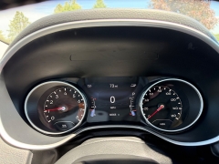 Used 2021  Jeep Compass Limited FWD at Rooster Auto Sales near Vinton&comma; IA