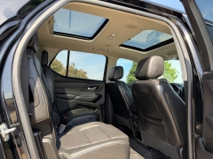 Used 2018  Chevrolet Traverse 4d SUV AWD Premier at Rooster Auto Sales near Vinton&comma; IA