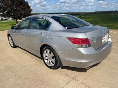 Used 2010 Honda Accord Sedan 4d EX-L V6 at Rooster Auto Sales near Vinton, IA