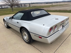Used 1986  Chevrolet Corvette 2d Convertible at Rooster Auto Sales near Vinton&comma; IA