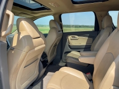 Used 2011 Chevrolet Traverse 4d SUV AWD LT2 at Rooster Auto Sales near Vinton, IA