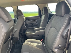 Used 2015 GMC Acadia 4d SUV AWD SLE-2 at Rooster Auto Sales near Vinton, IA