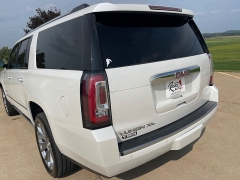 Used 2016 GMC Yukon XL 4d SUV 4WD Denali at Rooster Auto Sales near Vinton, IA