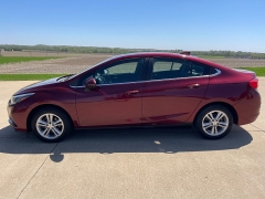 Used 2016 Chevrolet Cruze 4d Sedan LT Auto at Rooster Auto Sales near Vinton, IA