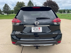 Used 2019 Nissan Rogue 4d SUV AWD SV at Rooster Auto Sales near Vinton, IA