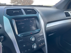 Used 2013 Ford Explorer 4d SUV 4WD XLT at Rooster Auto Sales near Vinton, IA