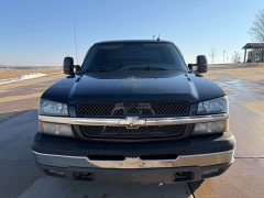 Used 2004  Chevrolet Silverado 1500 4WD Crew Cab Z71 at Rooster Auto Sales near Vinton&comma; IA