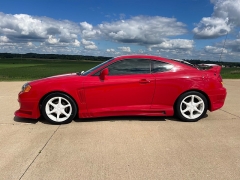 Used 2004 Hyundai Tiburon 2d Coupe GT SE Auto at Rooster Auto Sales near Vinton, IA