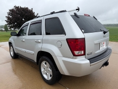 Used 2005  Jeep Grand Cherokee 4d SUV 4WD Limited at Rooster Auto Sales near Vinton&comma; IA