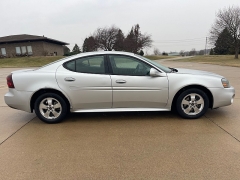 Used 2005  Pontiac Grand Prix 4d Sedan at Rooster Auto Sales near Vinton&comma; IA