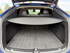 Used 2023  Tesla Model Y Performance AWD at Rooster Auto Sales near Vinton&comma; IA