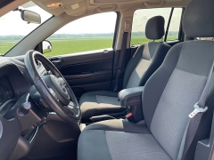 Used 2012 Jeep Compass 4d SUV 4WD Latitude at Rooster Auto Sales near Vinton, IA