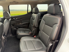 Used 2021  GMC Acadia AWD 4dr AT4 at Rooster Auto Sales near Vinton&comma; IA