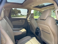 Used 2011 Chevrolet Traverse 4d SUV AWD LT2 at Rooster Auto Sales near Vinton, IA