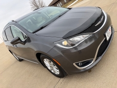 Used 2018  Chrysler Pacifica 4d Wagon Touring L Plus at Rooster Auto Sales near Vinton&comma; IA