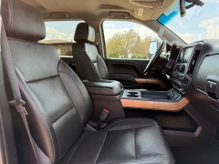 Used 2019  Chevrolet Silverado 3500 4WD Crew Cab LTZ DRW at Rooster Auto Sales near Vinton&comma; IA